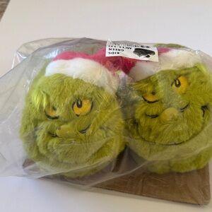 Kids Green Grinch Slippers